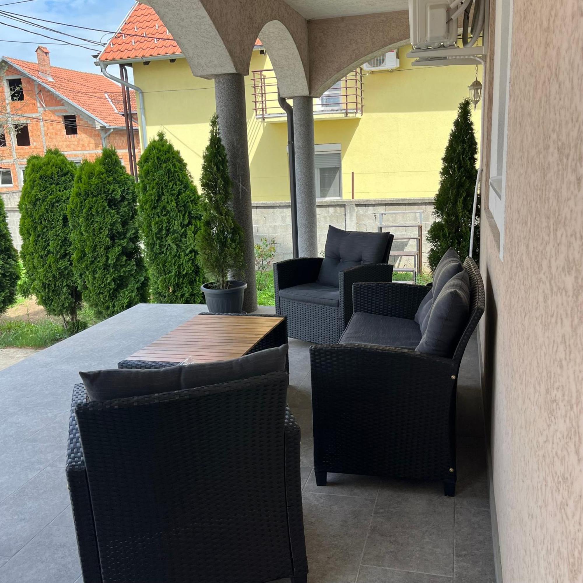 Beoair Apartments Surčin Extérieur photo
